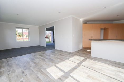 Photo of property in 183 Old Farm Road, Hamilton East, Hamilton, 3216