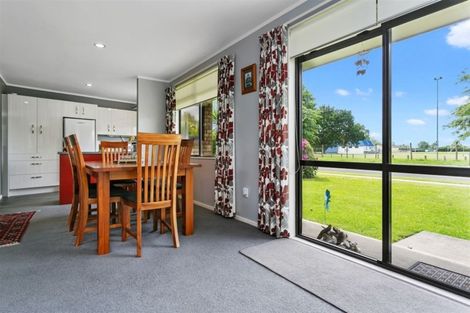 Photo of property in 49 Taylor Street, Cambridge, 3434