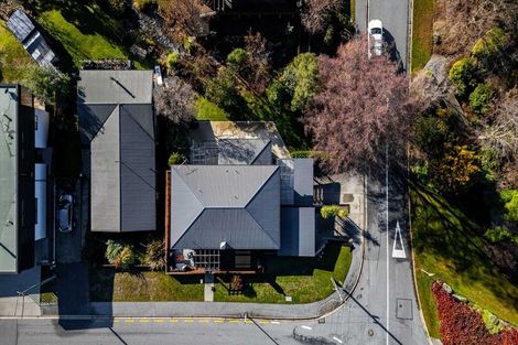 Photo of property in 84 Helwick Street, Wanaka, 9305