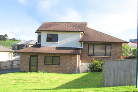 Photo of property in 30 Waldorf Crescent, Orewa, 0931