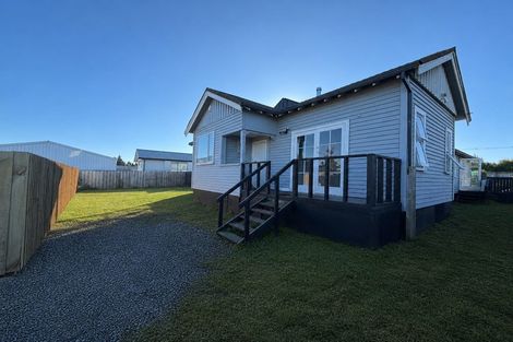 Photo of property in 28 King Street, Coalgate, 7673