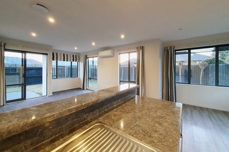 Photo of property in 28 Surfers Place, North New Brighton, Christchurch, 8083