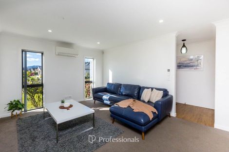 Photo of property in 32 Filmer Crescent, Wallaceville, Upper Hutt, 5018