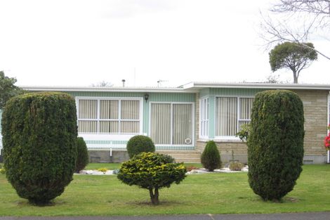 Photo of property in 3a Julian Place, Westown, New Plymouth, 4310