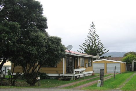 Photo of property in 140 Manly Street, Paraparaumu Beach, Paraparaumu, 5032