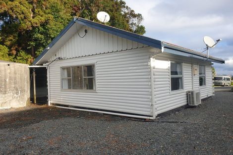 Photo of property in 124 Memorial Drive, Parahaki, Whangarei, 0112
