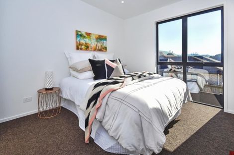 Photo of property in 18 Tapuwae Way, Mangere Bridge, Auckland, 2022