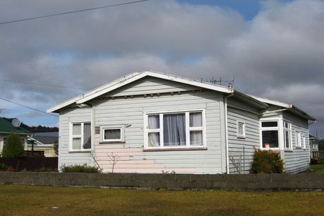 Photo of property in 30 Main Street, Reefton, 7830