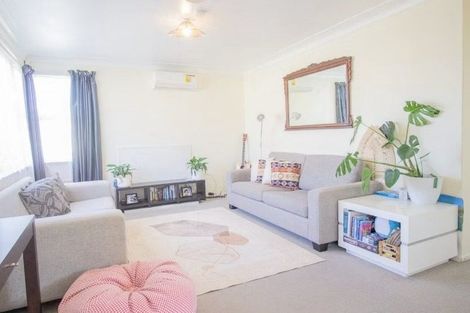 Photo of property in 70 Fisher Crescent, Otara, Auckland, 2023