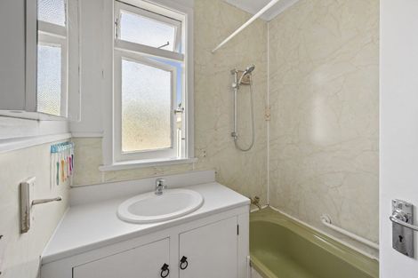 Photo of property in 53 Murphy Road, Taradale, Napier, 4112