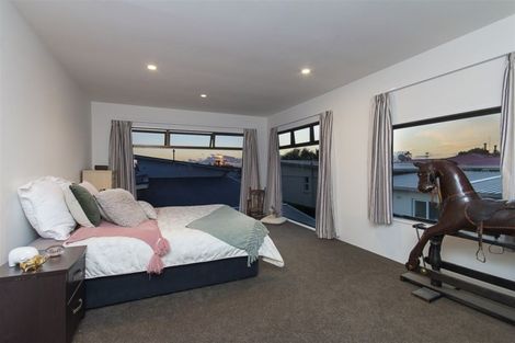 Photo of property in 12 Matatea Avenue, Pukekohe, 2120