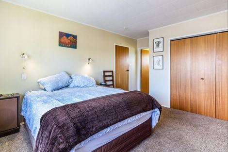 Photo of property in 45 Tremaine Avenue, Two Mile Bay, Taupo, 3330