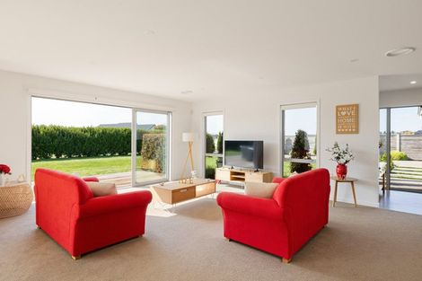 Photo of property in 10 Artistic Avenue, Leamington, Cambridge, 3432