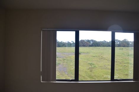 Photo of property in 10/12 Crown Lynn Place, New Lynn, Auckland, 0600