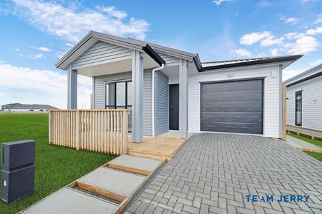 Photo of property in 29 Huringa Road, Karaka, 2113