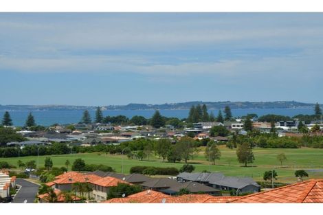 Photo of property in 1 Orewa Heights Crescent, Orewa, 0931
