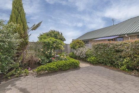 Photo of property in 103 Inwoods Close, Parklands, Christchurch, 8083