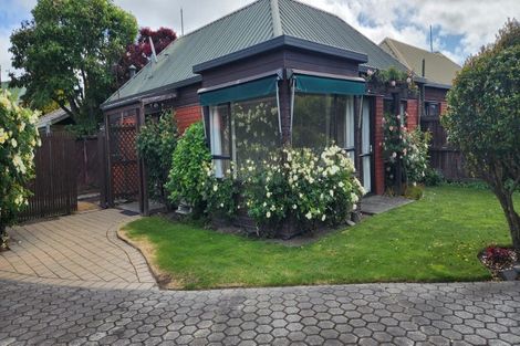 Photo of property in 29 Solway Avenue, Ilam, Christchurch, 8041