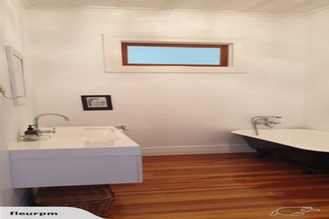 Photo of property in 50 Nixon Street, Hamilton East, Hamilton, 3216