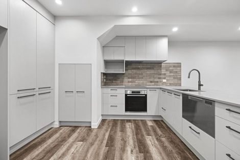 Photo of property in 24u3 Pickering Crescent, Chedworth, Hamilton, 3210