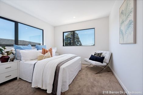 Photo of property in 21c Barron Drive, Green Bay, Auckland, 0604