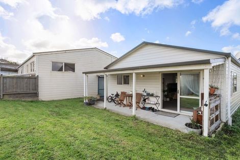 Photo of property in 56 Makora Road, Massey, Auckland, 0614