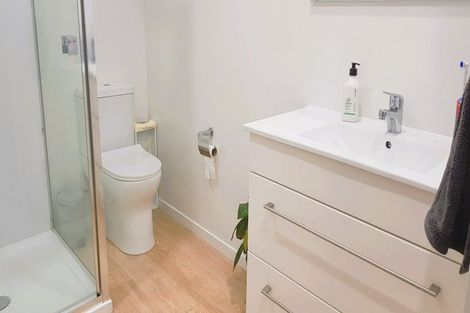 Photo of property in 1/70 Great South Road, Papakura, 2110