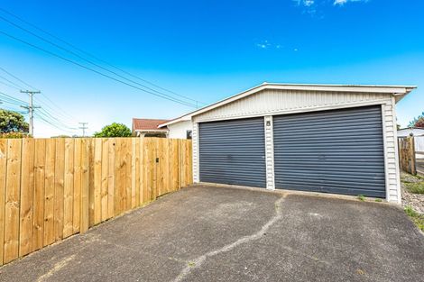 Photo of property in 16 Central Avenue, Gonville, Whanganui, 4501