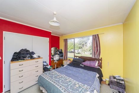 Photo of property in 13 Hughson Place, Opunake, 4616