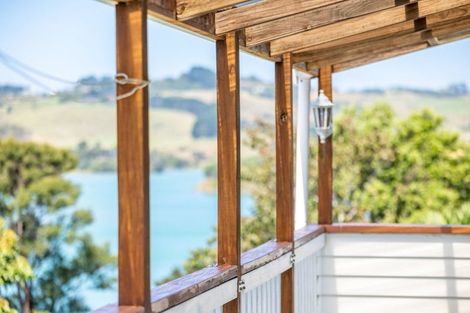 Photo of property in 6 Mara Kai Lane, Raglan, 3225