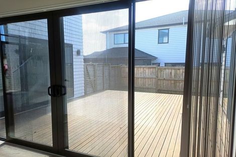 Photo of property in 58 Mettam Drive, Swanson, Auckland, 0614