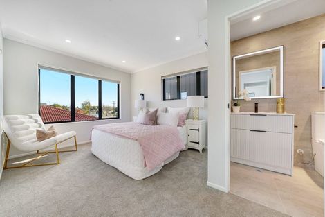 Photo of property in 39b Huia Road, Papatoetoe, Auckland, 2025