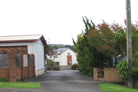 Photo of property in 3/332 West Coast Road, Glen Eden, Auckland, 0602