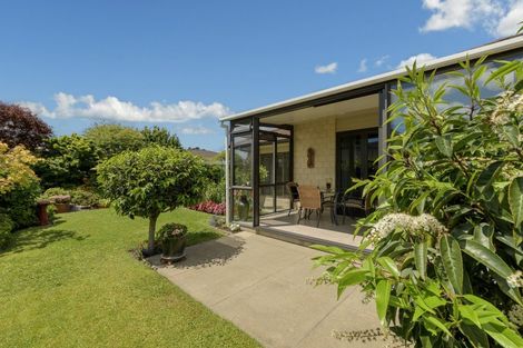Photo of property in 31 Condor Drive, Pyes Pa, Tauranga, 3112