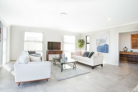 Photo of property in 6b Oneone Street, Cambridge, 3493