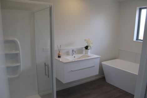 Photo of property in 1 Fry Place, Rolleston, 7614