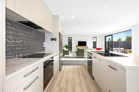 Photo of property in 43 Henshaw Street, Woodend, 7610