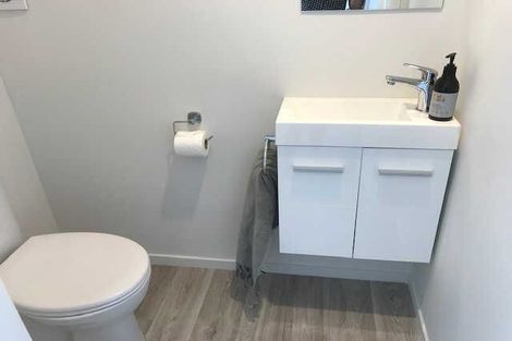 Photo of property in 17 Owens Place, Mount Maunganui, 3116