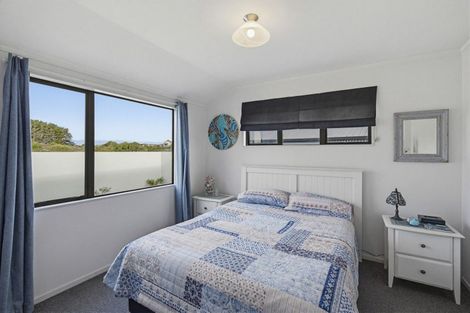 Photo of property in 29 Matakane Street, Waitarere Beach, Levin, 5510