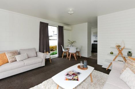 Photo of property in 2/73 Harewood Road, Papanui, Christchurch, 8053