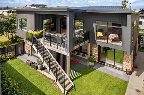 Photo of property in 313b Oceanbeach Road, Mount Maunganui, 3116