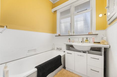 Photo of property in 9 Owen Street, Green Island, Dunedin, 9018