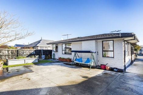 Photo of property in 3 Clipper Place, Redwood, Christchurch, 8051