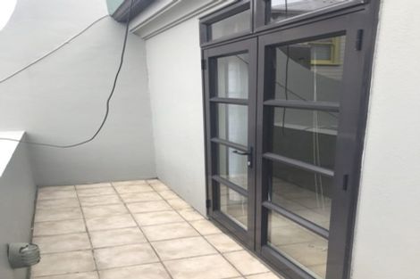 Photo of property in Mendosa Terraces Apartments, 13/9 Ebor Street, Te Aro, Wellington, 6011