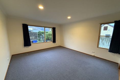Photo of property in 42 Meadowstone Drive, Wanaka, 9305