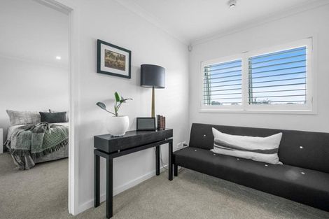 Photo of property in 14 Kensington Drive, Orewa, 0931