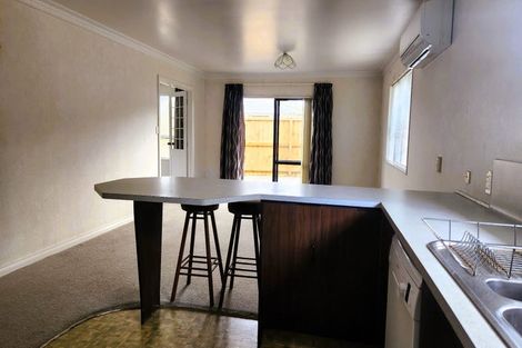 Photo of property in 77a Grey Street, Cambridge, 3434