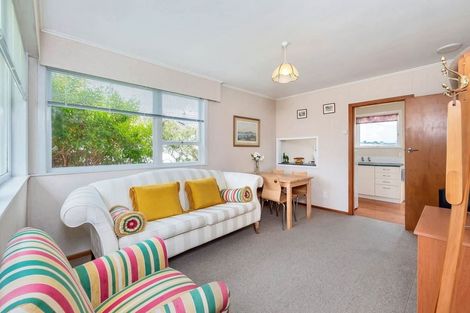 Photo of property in 8 Westward Ho, Glen Eden, Auckland, 0602