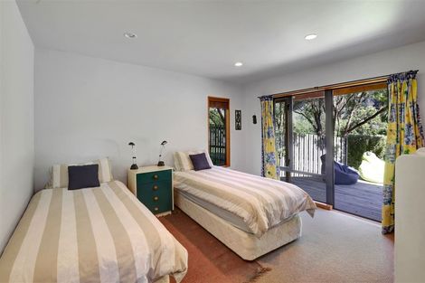 Photo of property in 66 Lukes Road, Little Akaloa, 7583