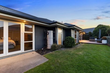 Photo of property in 4 Kawharu Street, Marshland, Christchurch, 8083